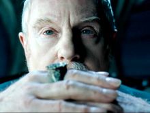 Derek Jacobi