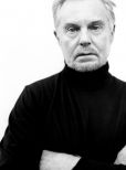 Derek Jacobi