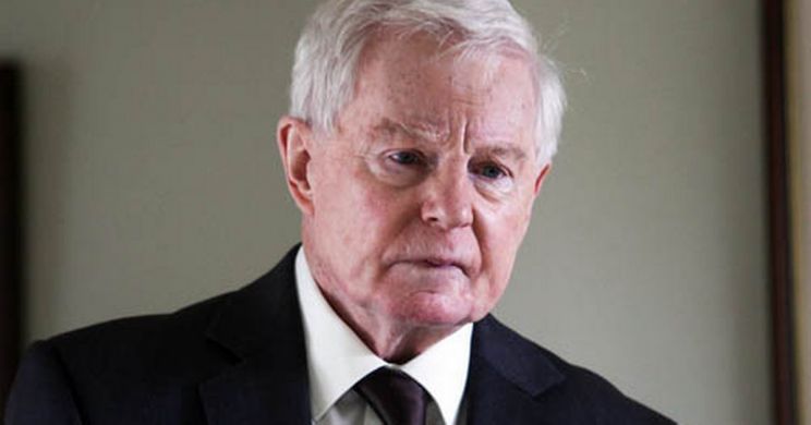 Derek Jacobi