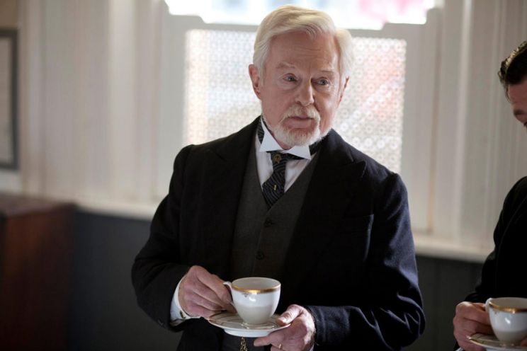 Derek Jacobi