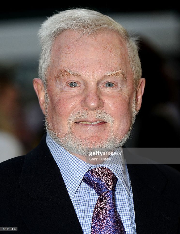 Derek Jacobi