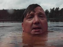 Derek Lyons