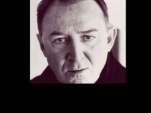 Dermot Crowley