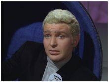Derren Nesbitt