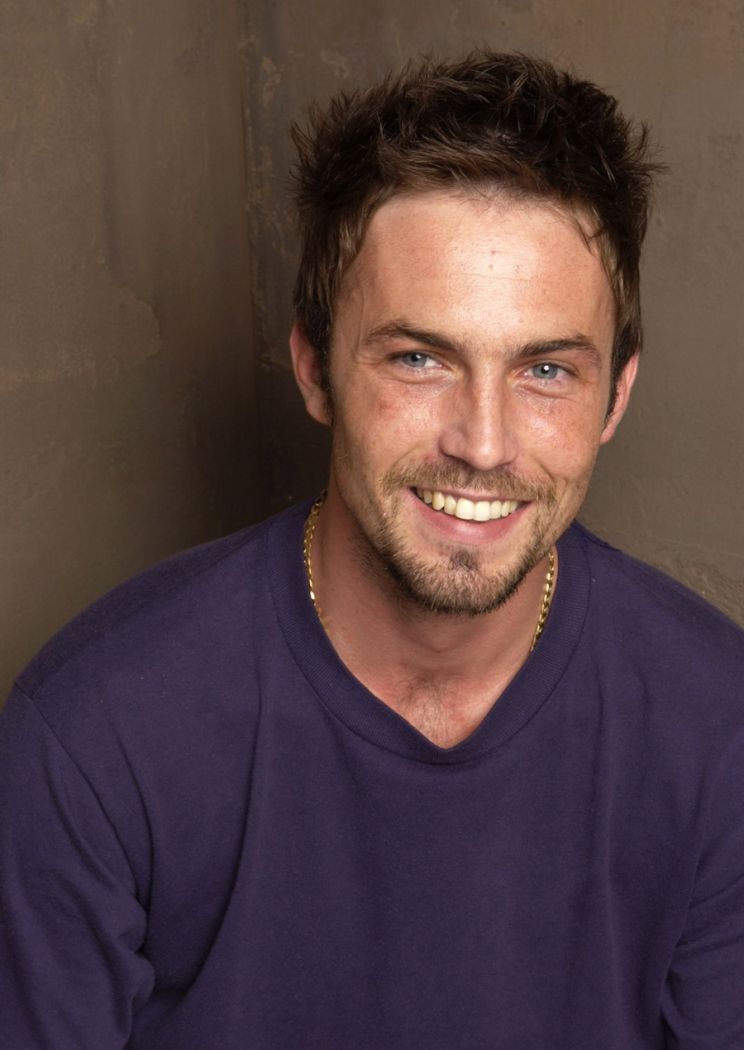 Desmond Harrington