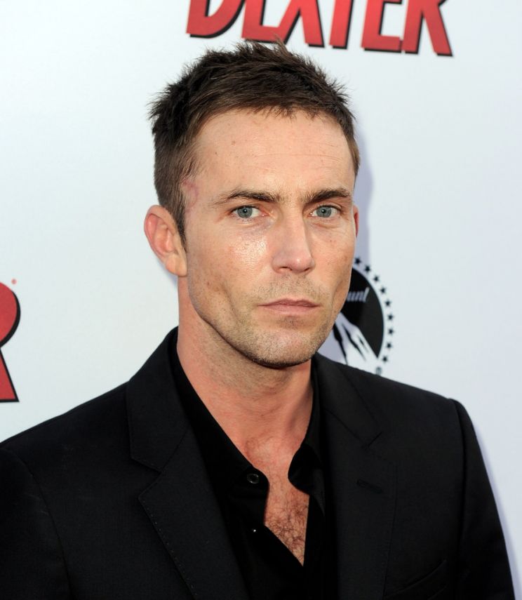 Desmond Harrington