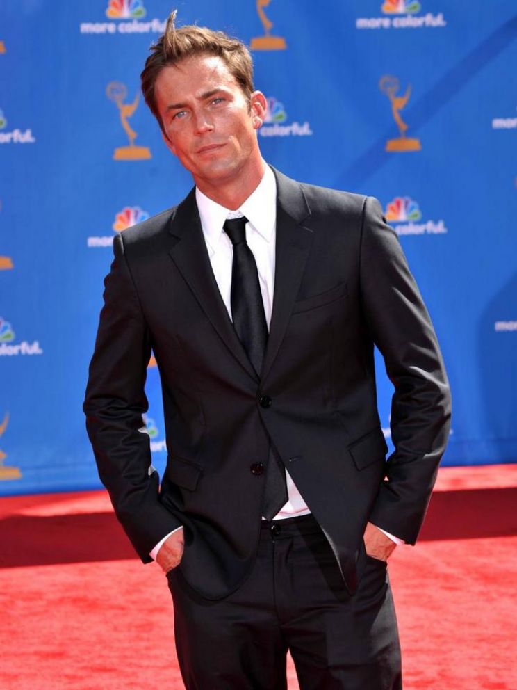 Desmond Harrington