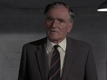 Desmond Llewelyn