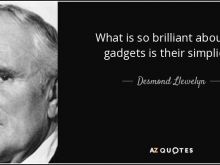 Desmond Llewelyn