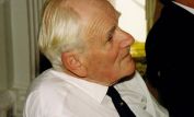 Desmond Llewelyn