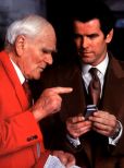 Desmond Llewelyn