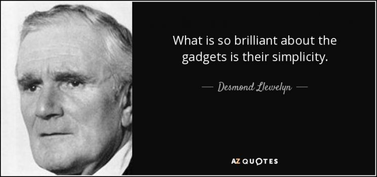 Desmond Llewelyn