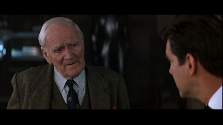 Desmond Llewelyn