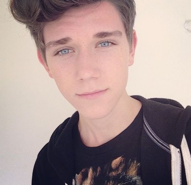 Devan Key