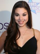 Devan Leos