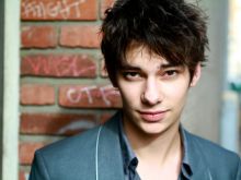 Devon Bostick