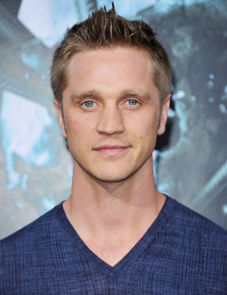 Devon Sawa