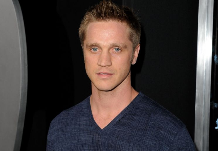 Devon Sawa