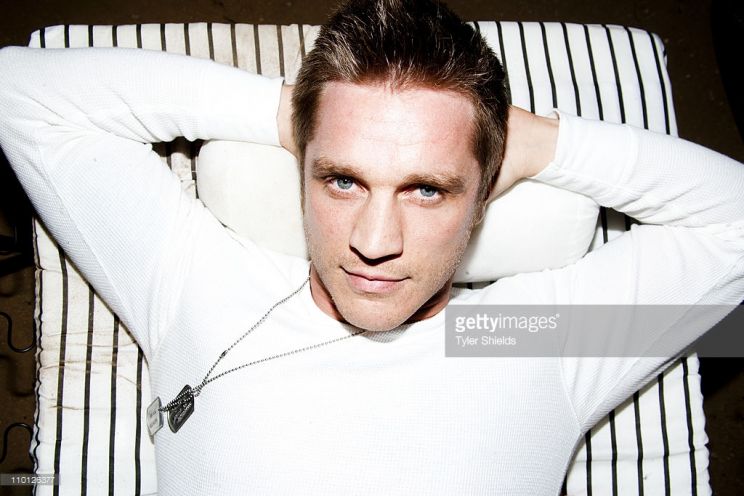 Devon Sawa