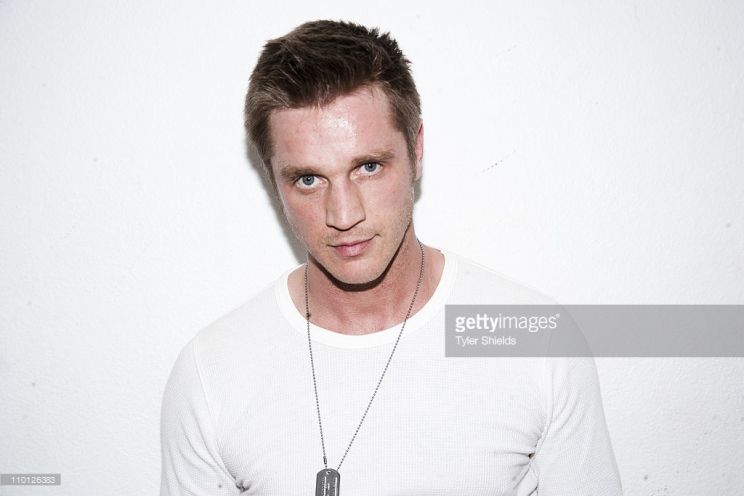 Devon Sawa