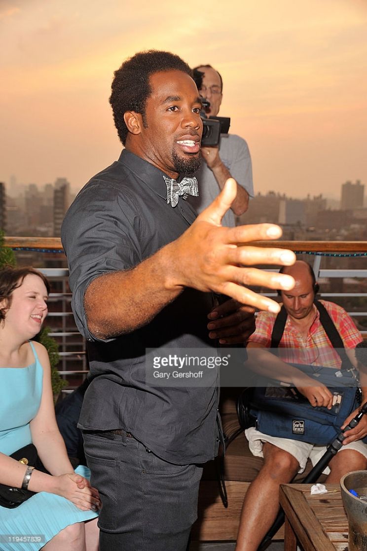 Dhani Jones