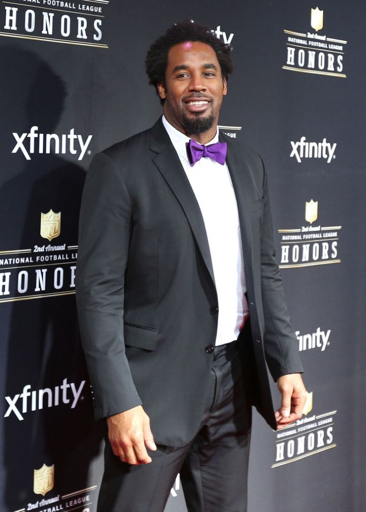 Dhani Jones