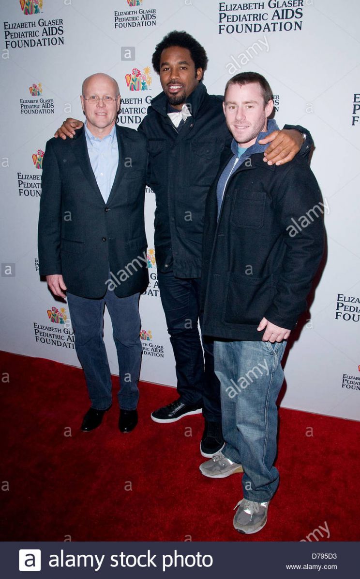 Dhani Jones