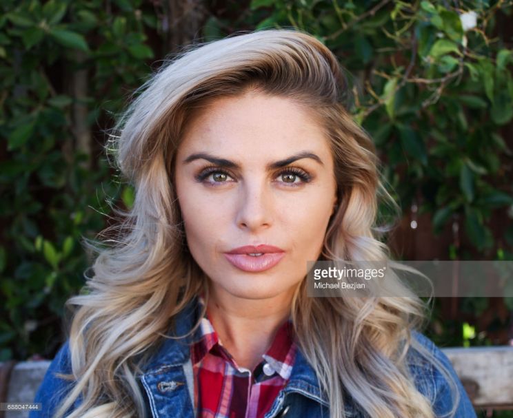 Diahnna Nicole Baxter
