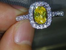 Diamonique