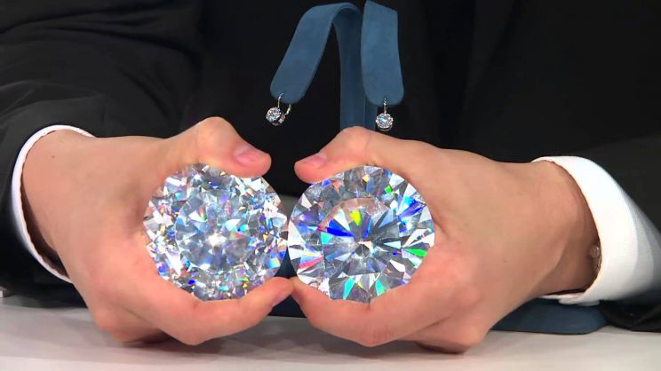 Diamonique