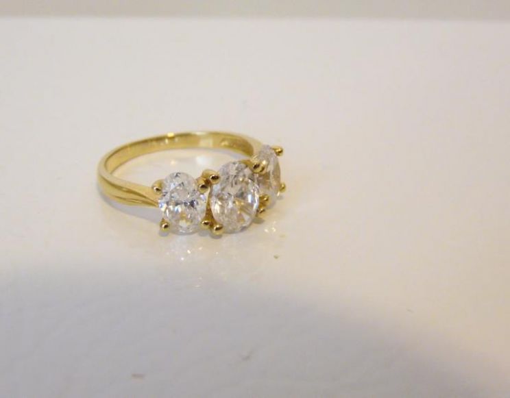 Diamonique