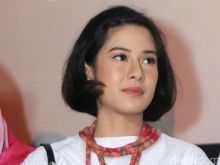 Dian Sastrowardoyo