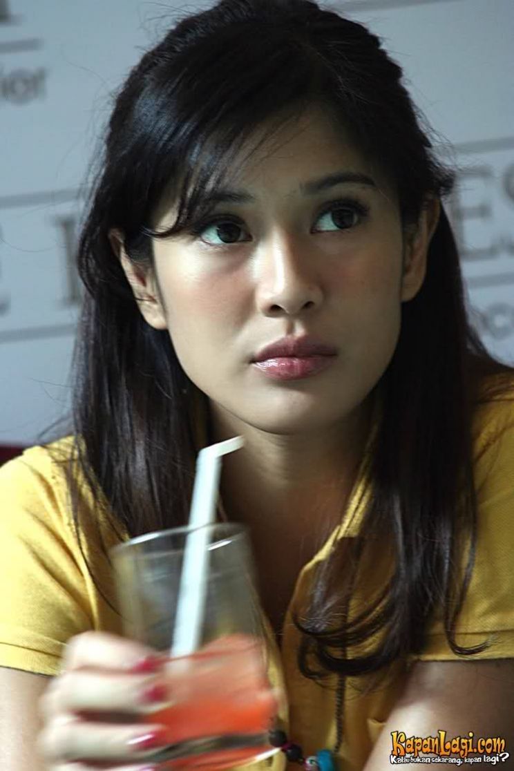 Dian Sastrowardoyo