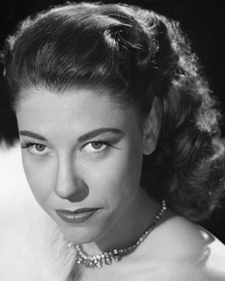 Diana Canova