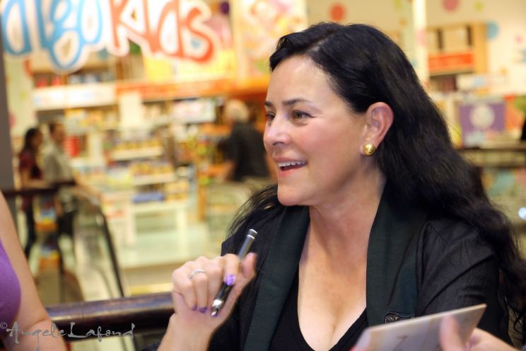 Diana Gabaldon