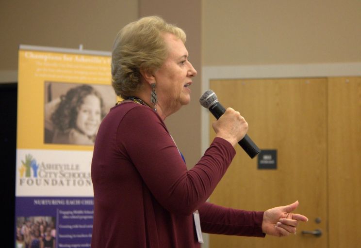 Diane Amos