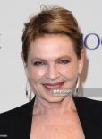 Dianne Wiest