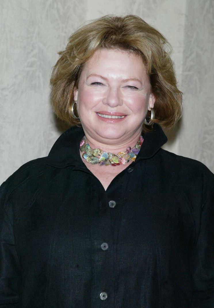 Dianne Wiest