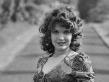 Dilys Watling