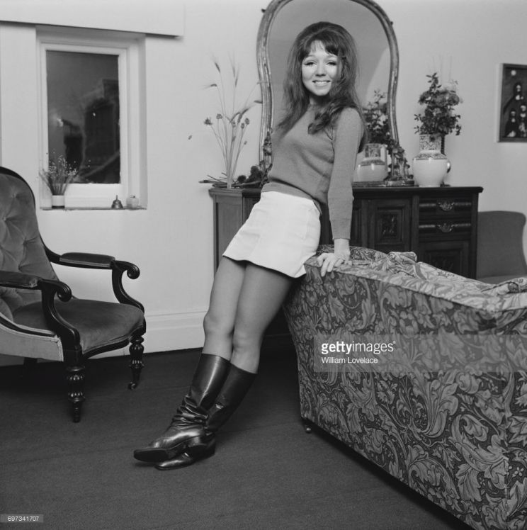 Dilys Watling