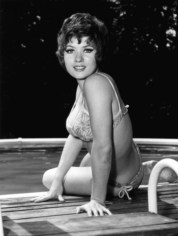 Dilys Watling