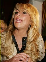 Dina Lohan