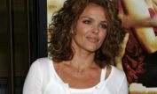 Dina Meyer