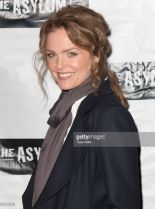 Dina Meyer