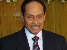 Dino Shafeek photo