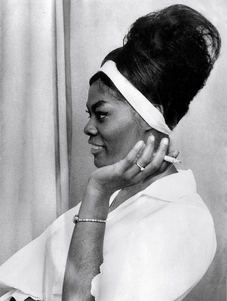 Dionne Warwick