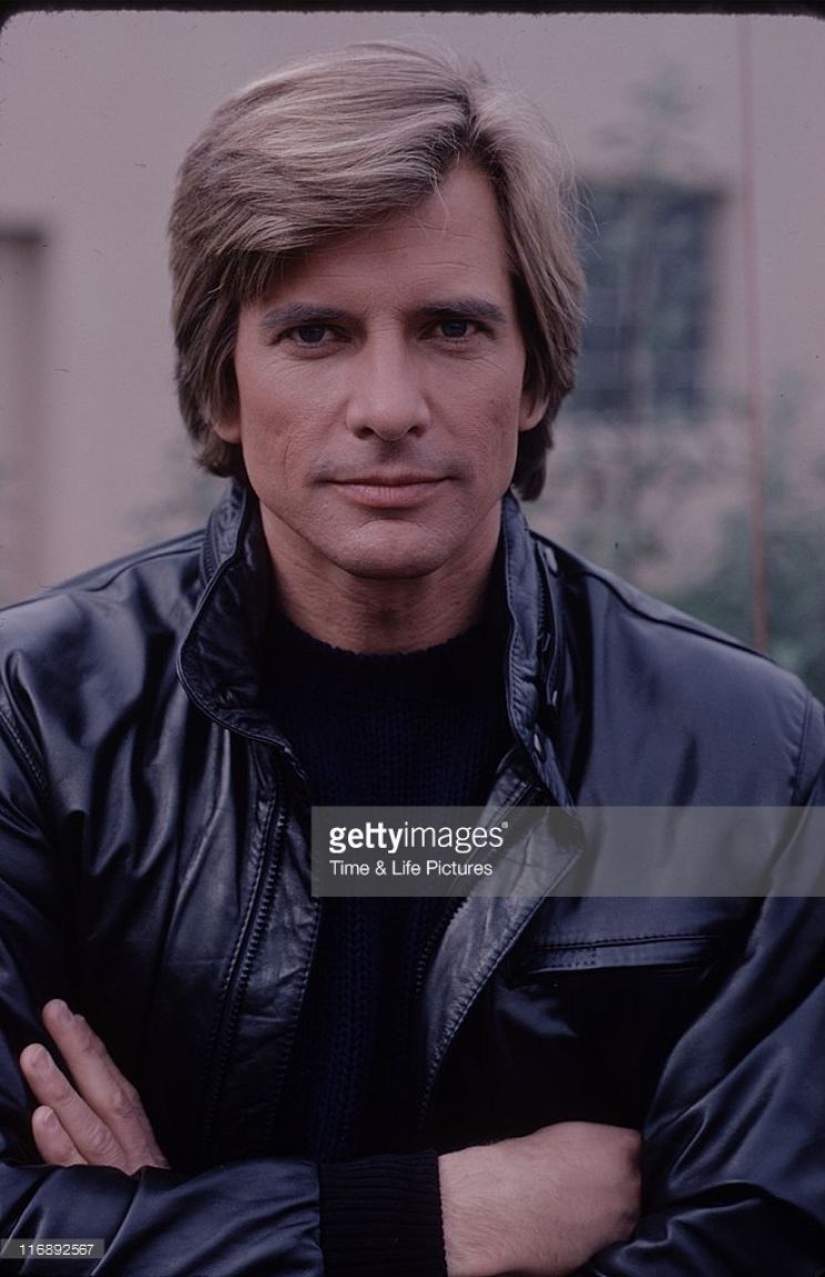 Dirk Benedict