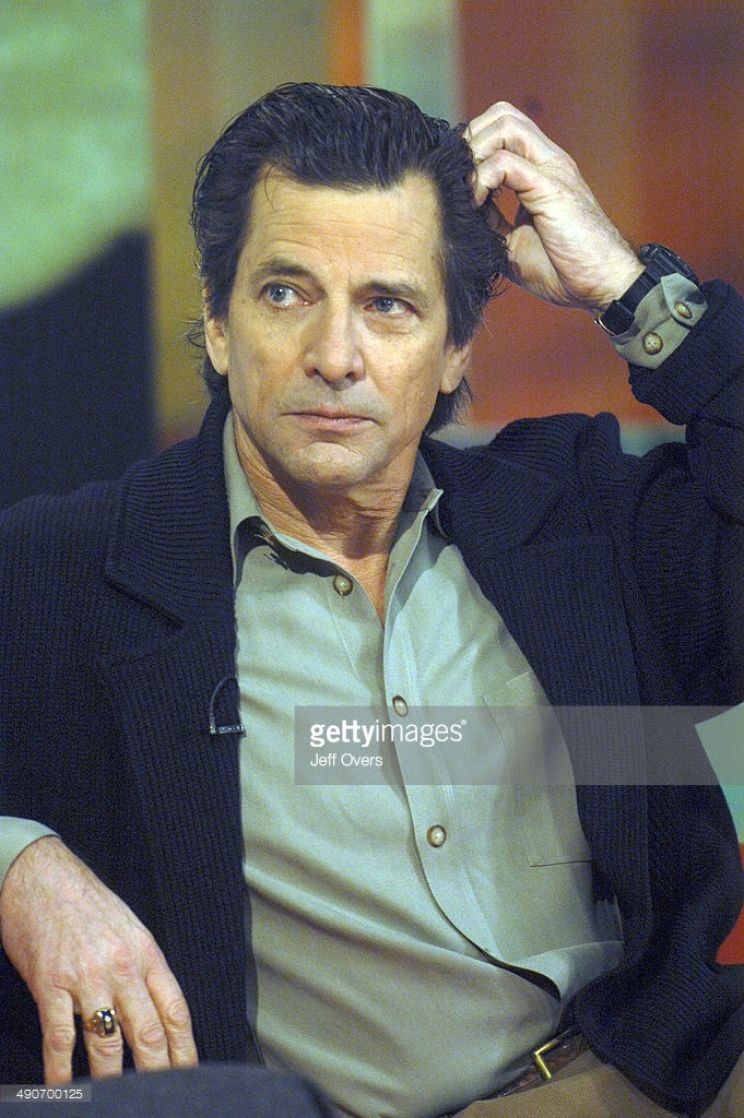 Dirk Benedict