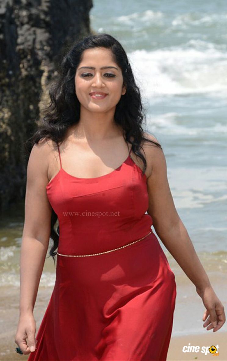 Divya Singh