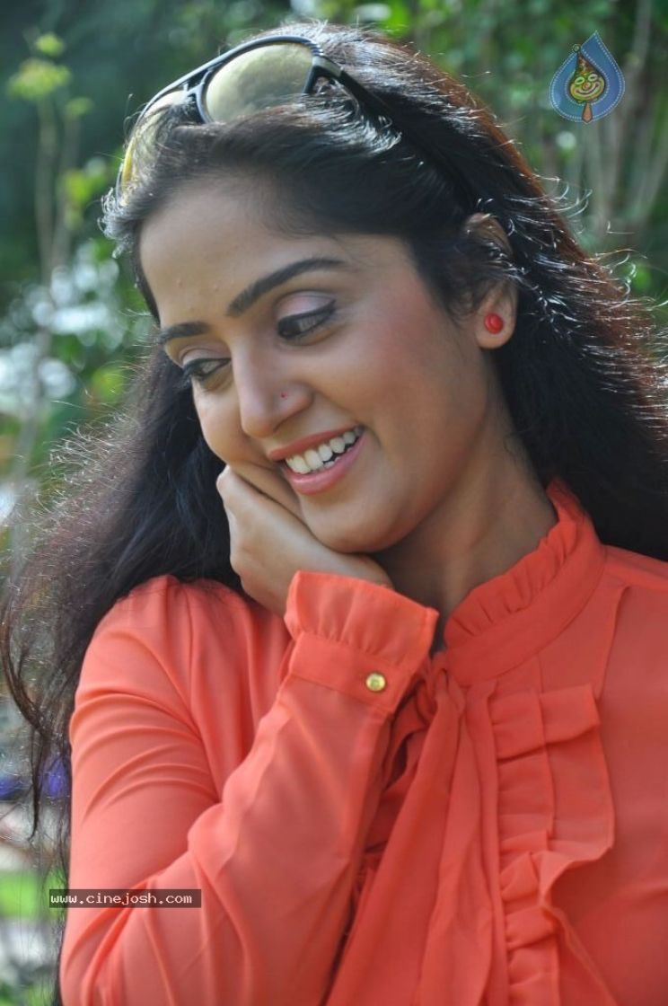 Divya Singh